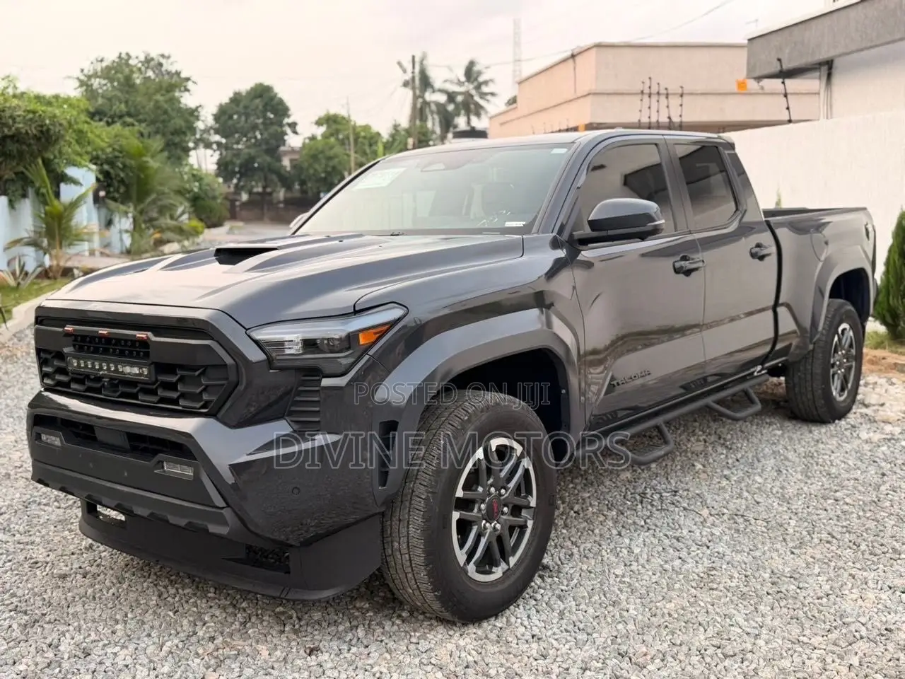 Toyota Tacoma 2024 Gray