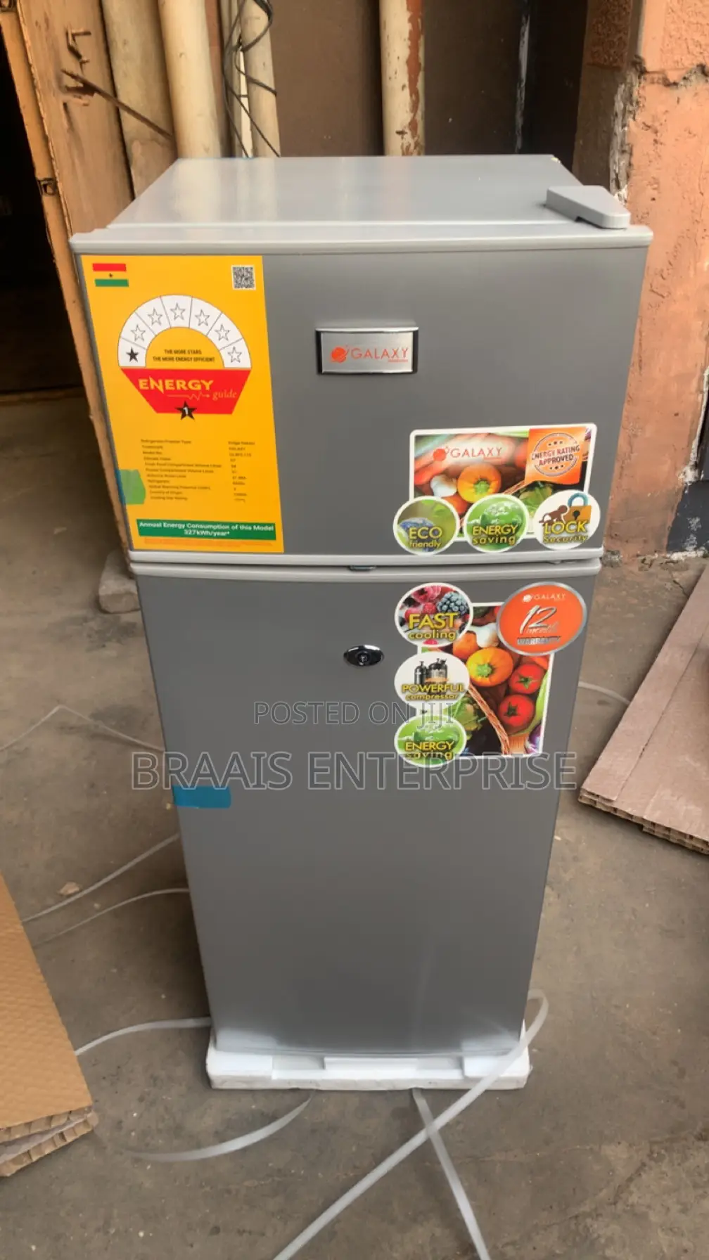 Galaxy 85-Liter Table Top Refrigerator.