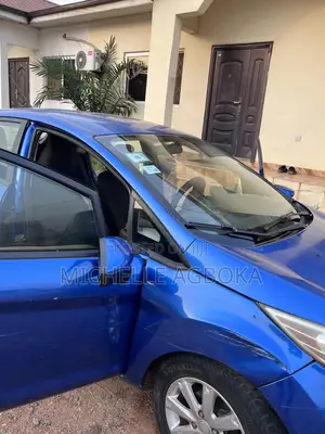 Ford Fiesta SE Hatchback 2011 Blue