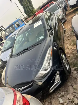 Hyundai Elantra Limited Sedan FWD (1.8L 4cyl 6A) 2016 Black