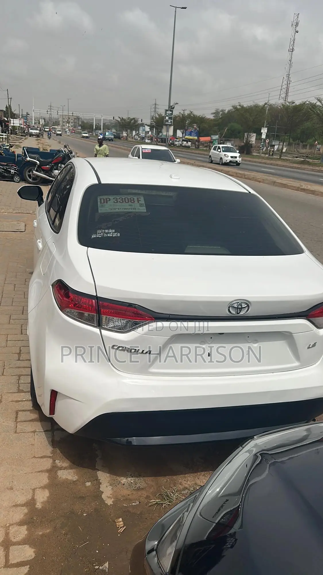 Toyota Corolla LE 2022 White