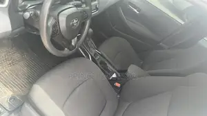 Toyota Corolla LE 2022 White