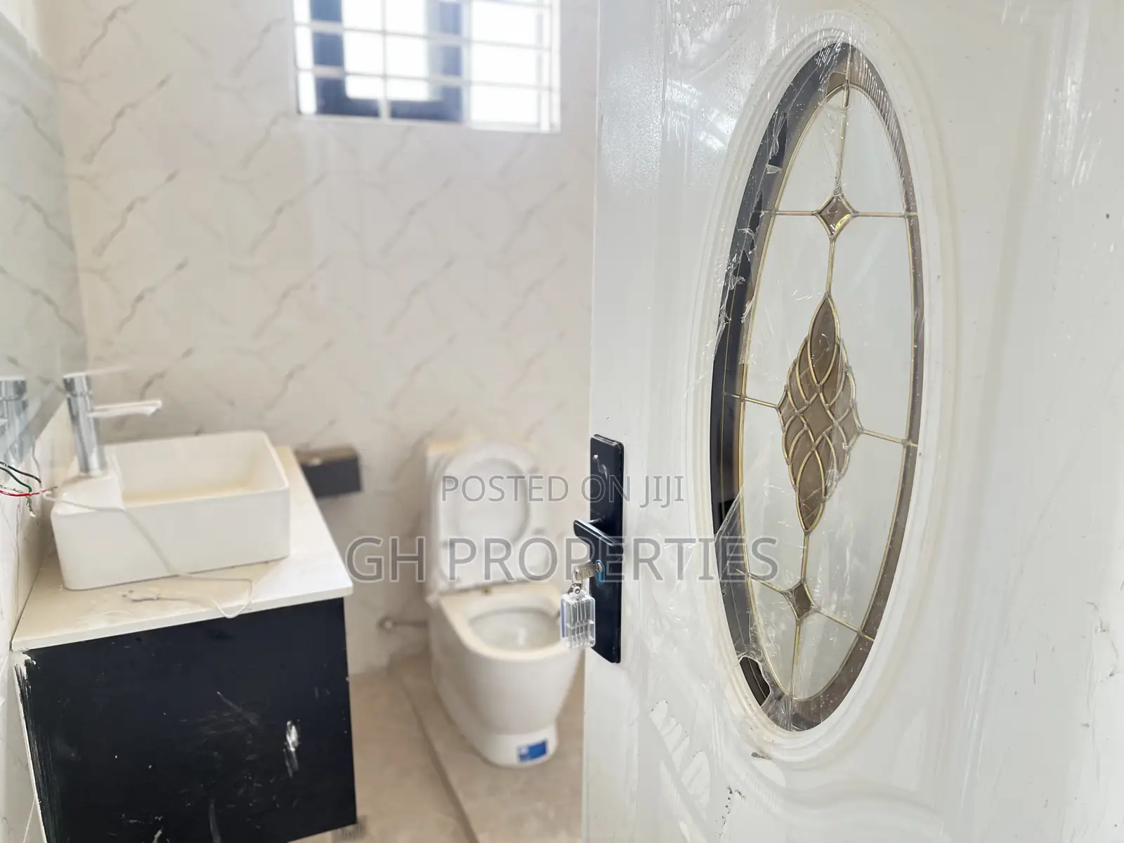 4bdrm Duplex in Daban., Kumasi Metropolitan for sale