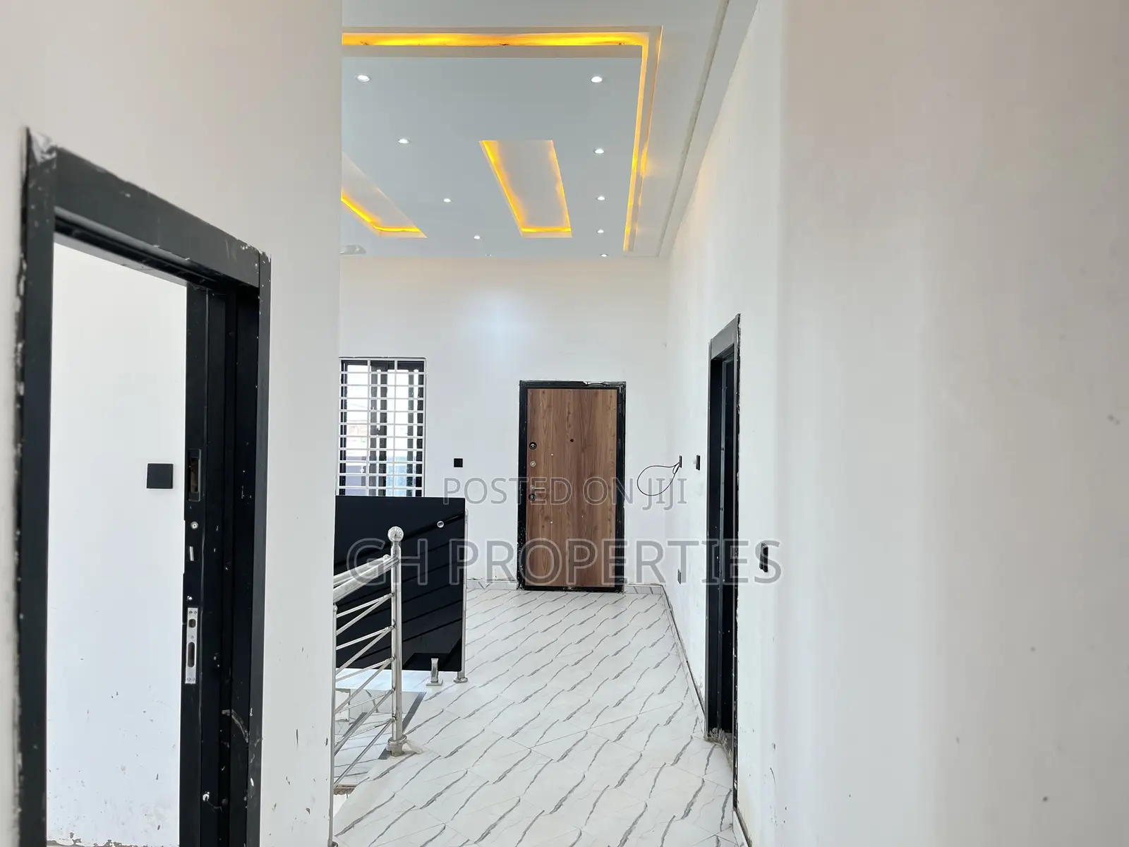 4bdrm Duplex in Daban., Kumasi Metropolitan for sale