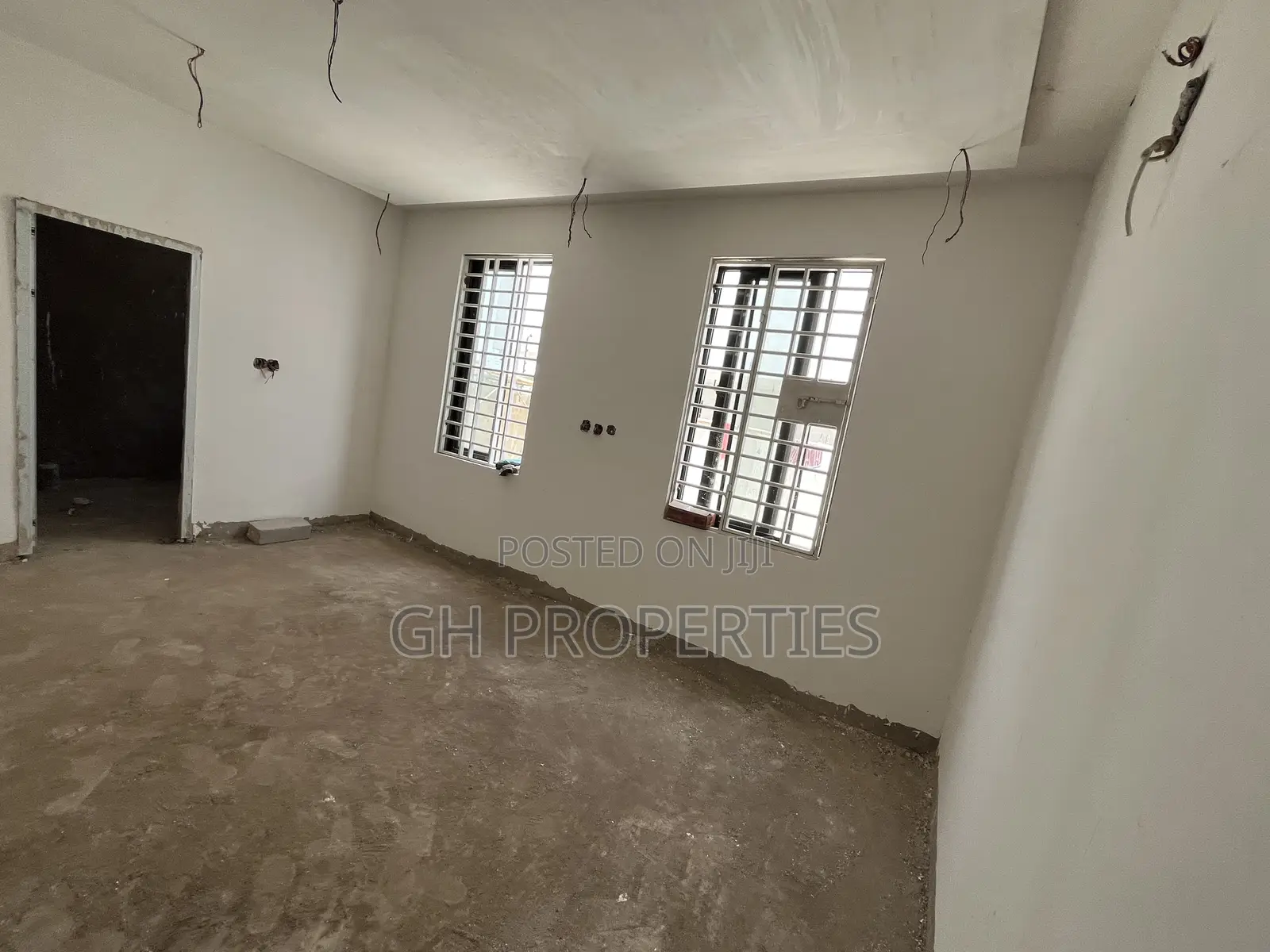 4bdrm Duplex in Daban, Kumasi Metropolitan for sale