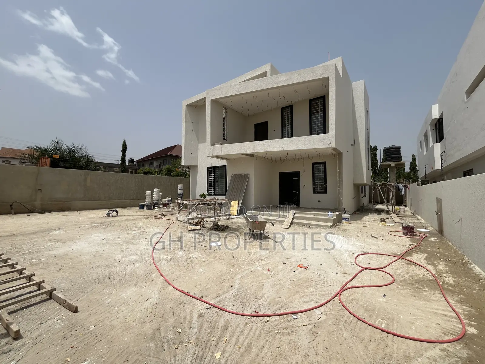 4bdrm Duplex in Daban, Kumasi Metropolitan for sale