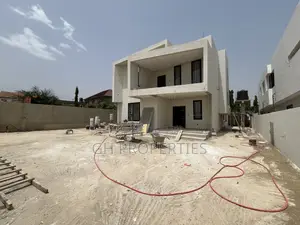 4bdrm Duplex in Daban, Kumasi Metropolitan for sale