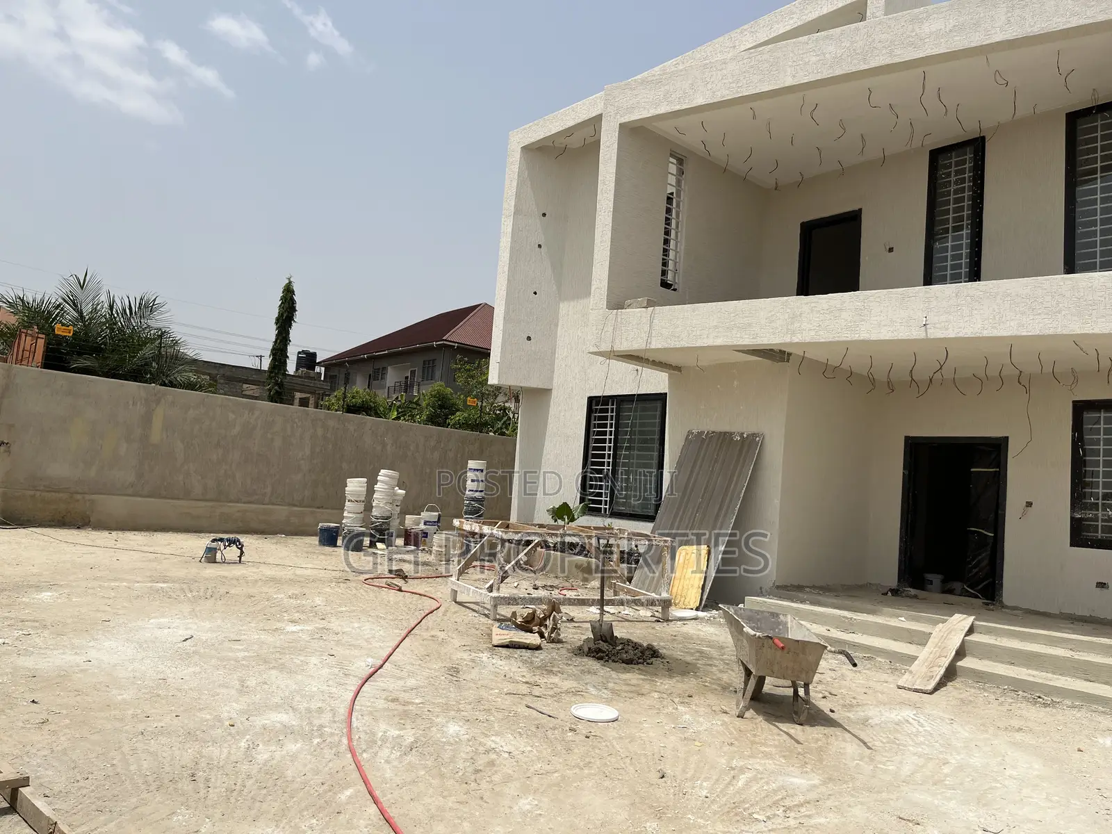 4bdrm Duplex in Daban, Kumasi Metropolitan for sale