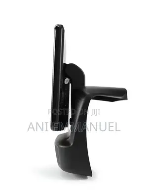 Toyota Landcruiser 300 Android Headrest