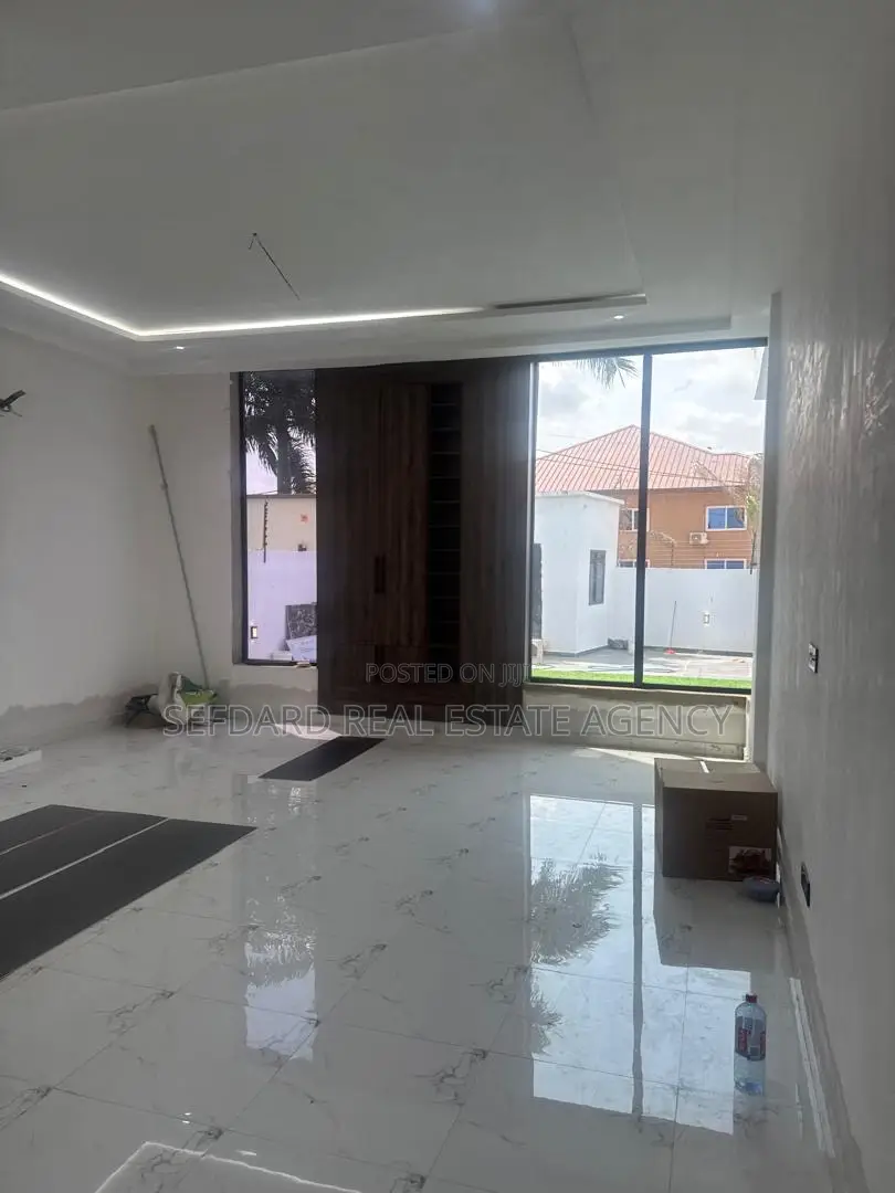 4bdrm House in Haatso for sale