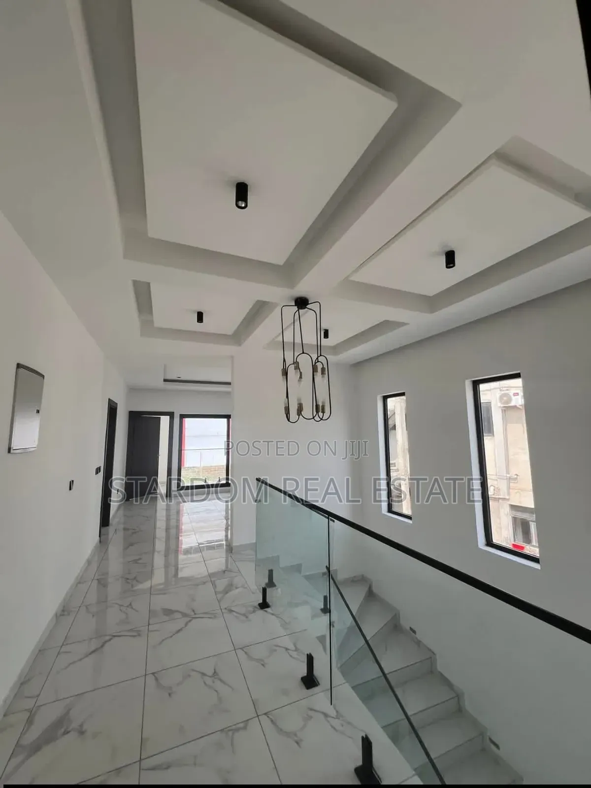 3bdrm Duplex in School Junction, Ashaley Botwe for rent