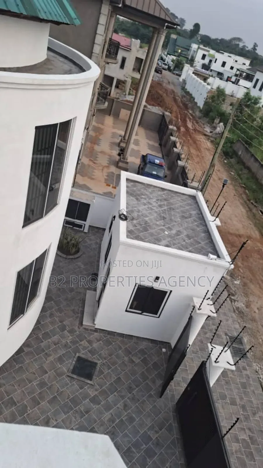 Furnished 5bdrm Mansion in B2 Properties Agency, Kumasi Metropolitan