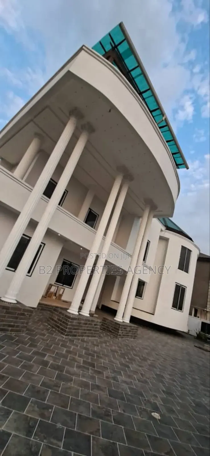 Furnished 5bdrm Mansion in B2 Properties Agency, Kumasi Metropolitan