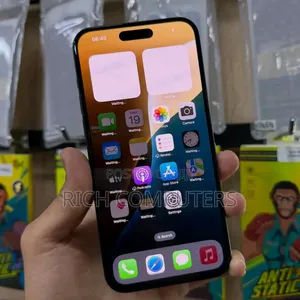 New Apple iPhone 15 Plus 128 GB Black