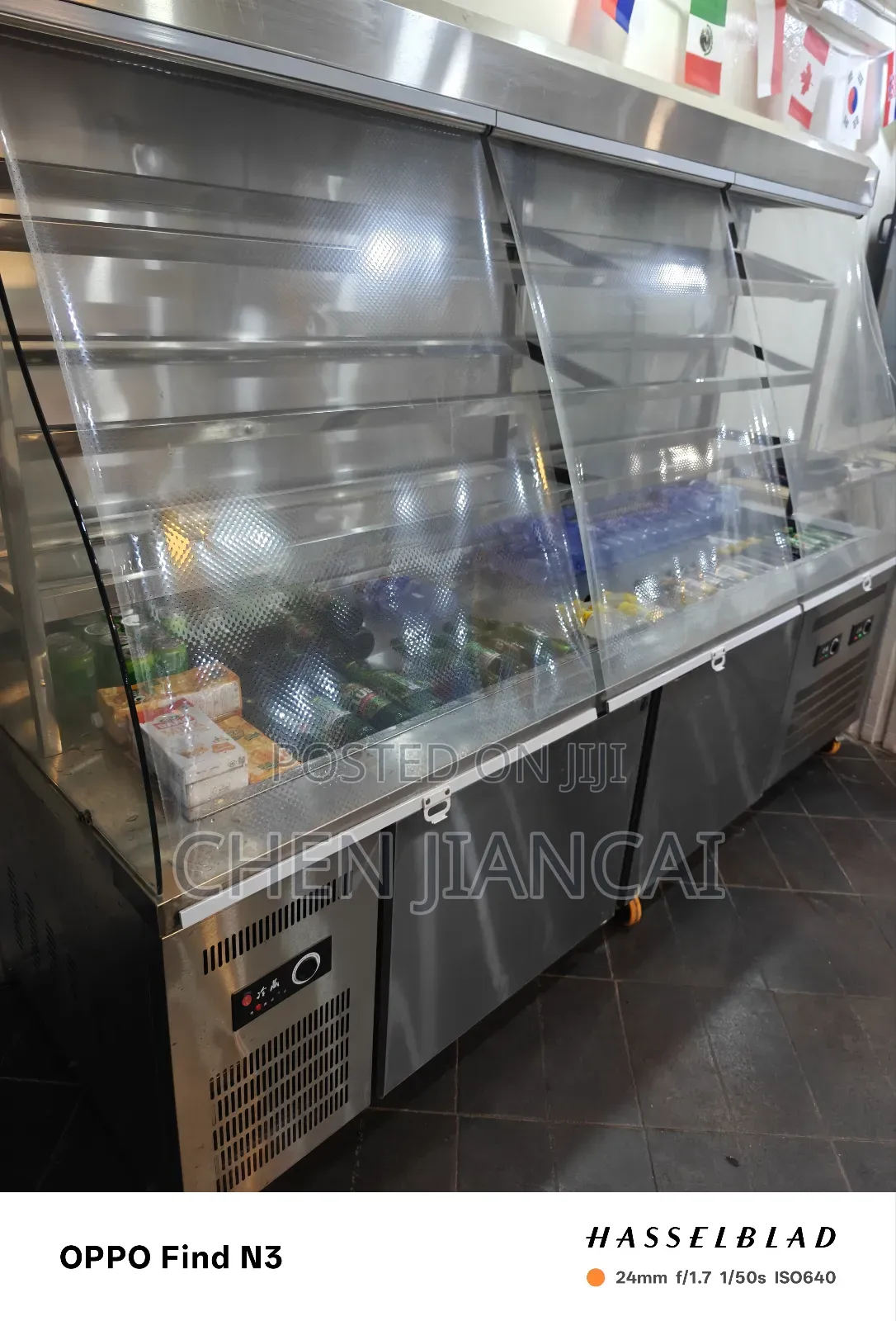 Refrigerated and Frozen Display Cabinet