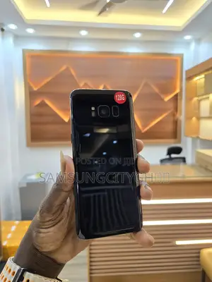 New Samsung Galaxy S8 64 GB Black