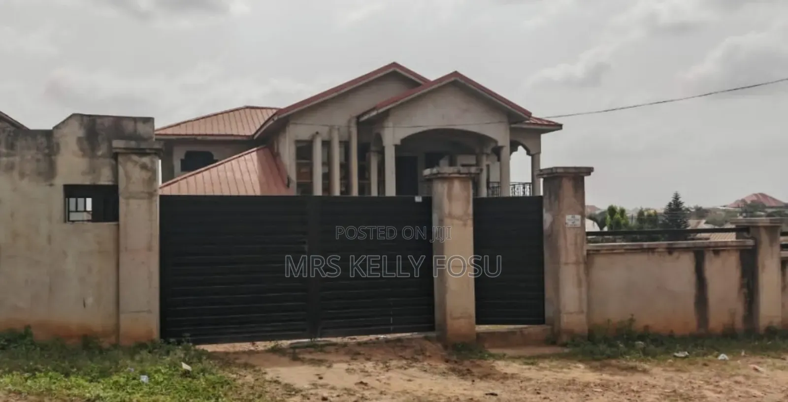 5bdrm Mansion in Doti, Kumasi Metropolitan for sale