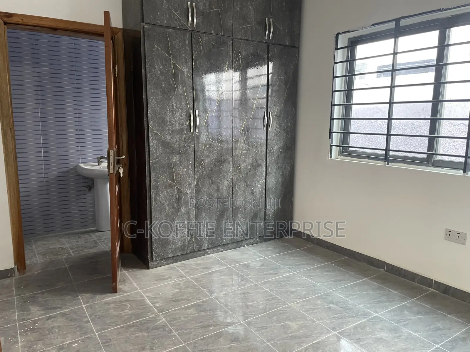 4bdrm House in Pokuase for rent