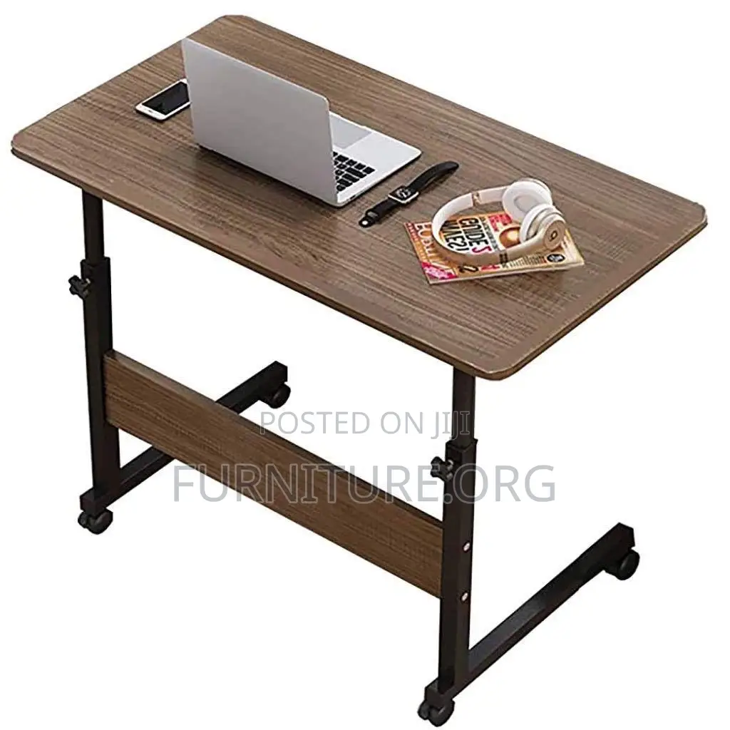 Neck Rest Chair With a Laptop/Computer Table