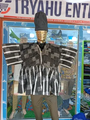 Smock Shop in Accra – Original Ghanaian Wear