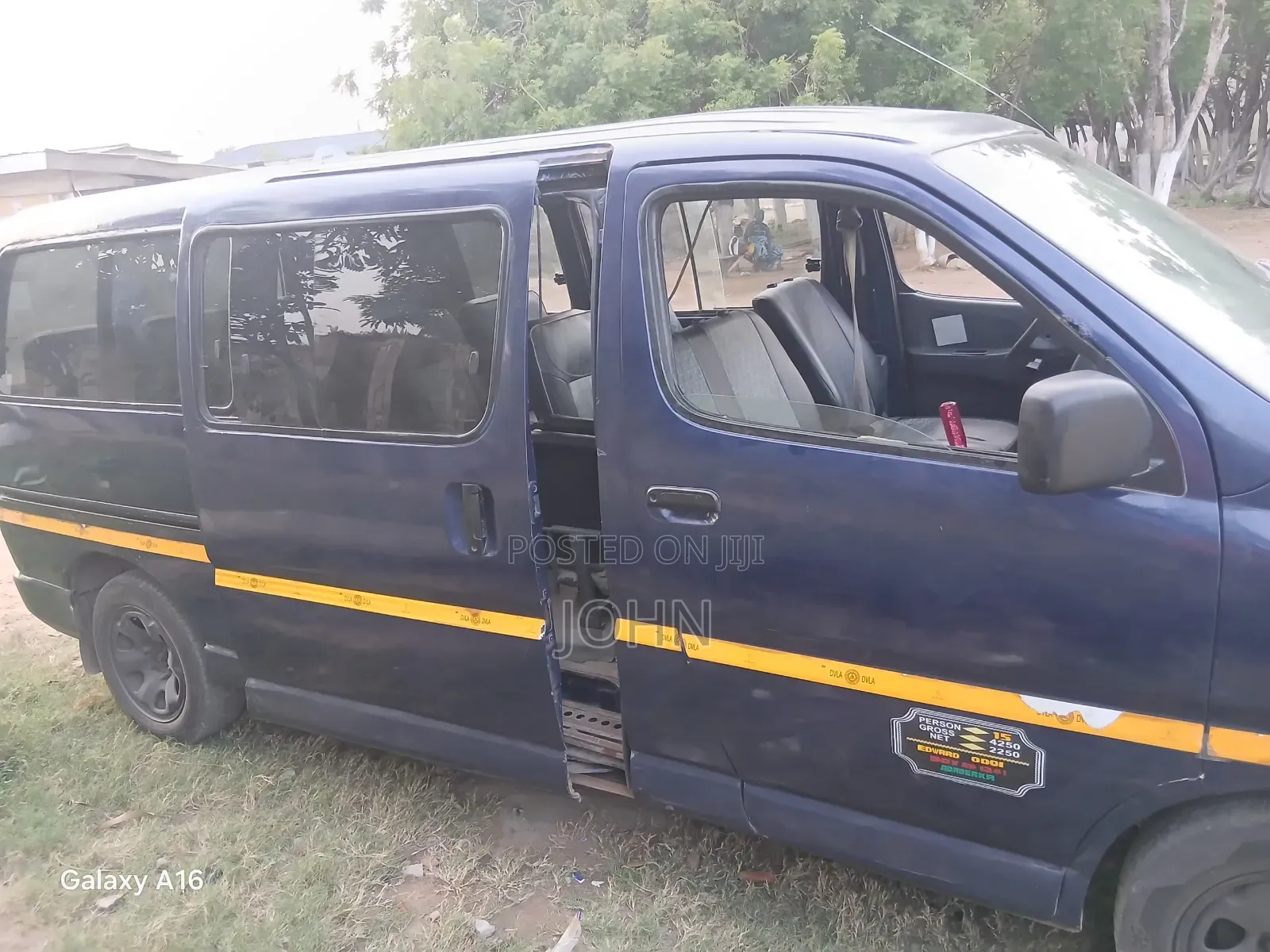Toyota HiAce 2006