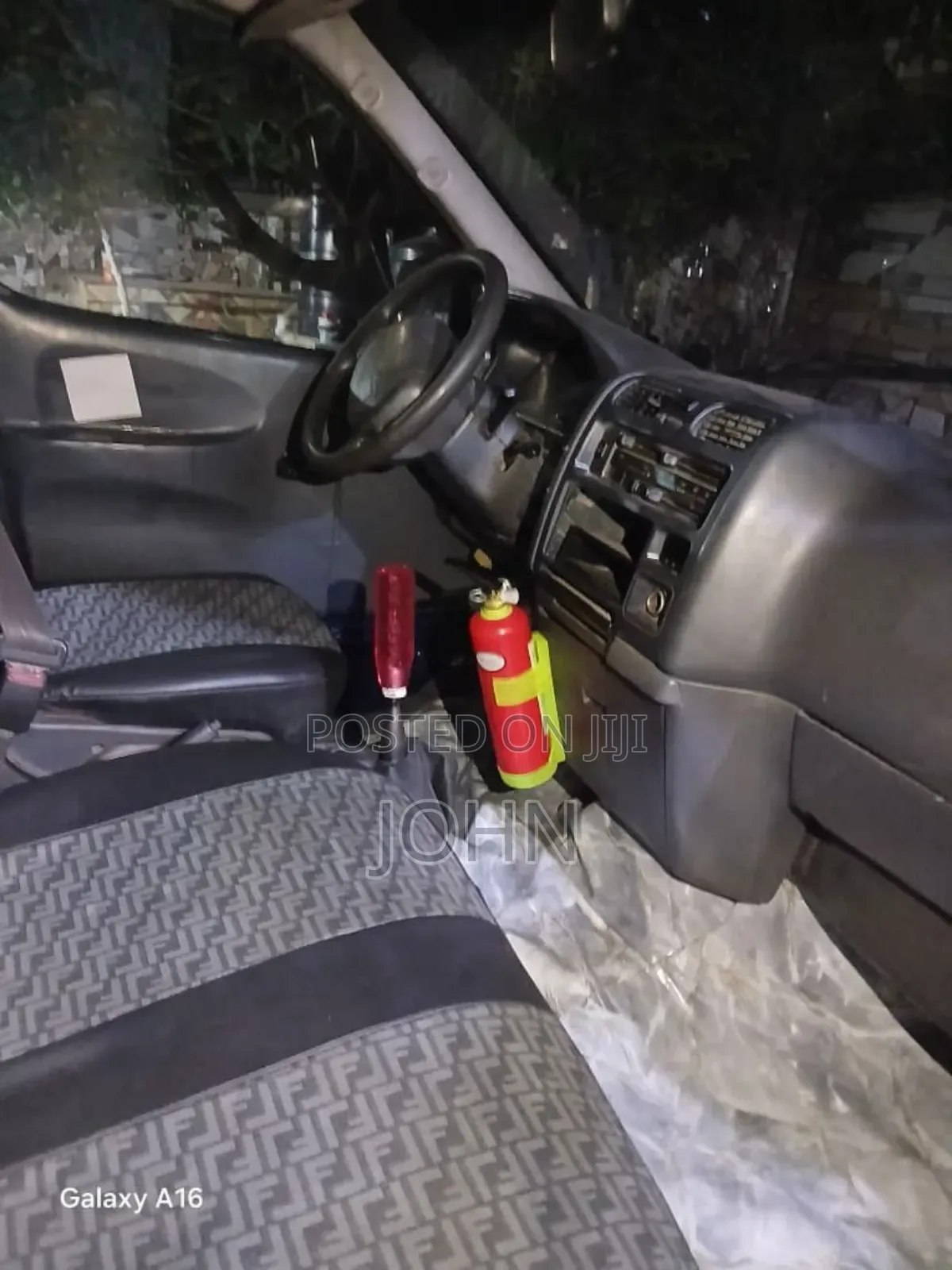 Toyota HiAce 2006