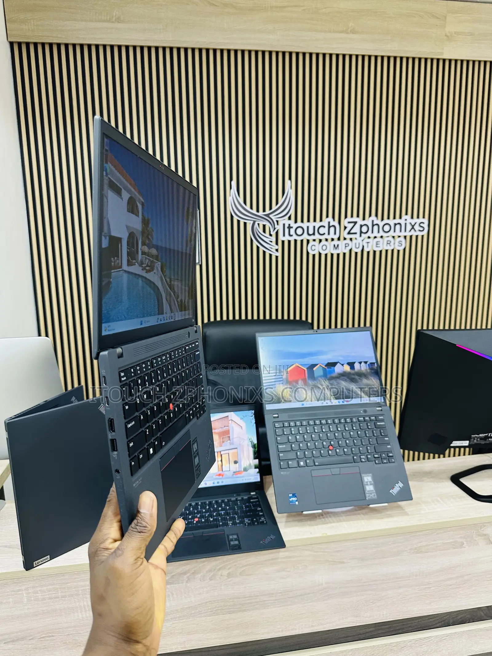 Laptop Lenovo ThinkPad T14s G4 16GB Intel Core i7 SSD 256GB