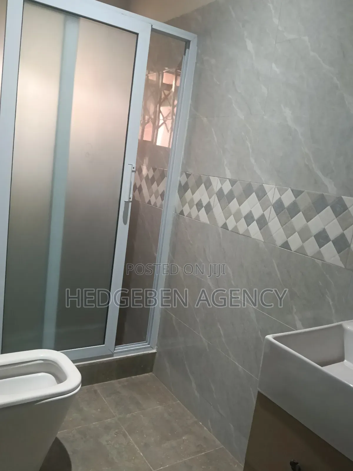 2bdrm Apartment in Adenta for rent