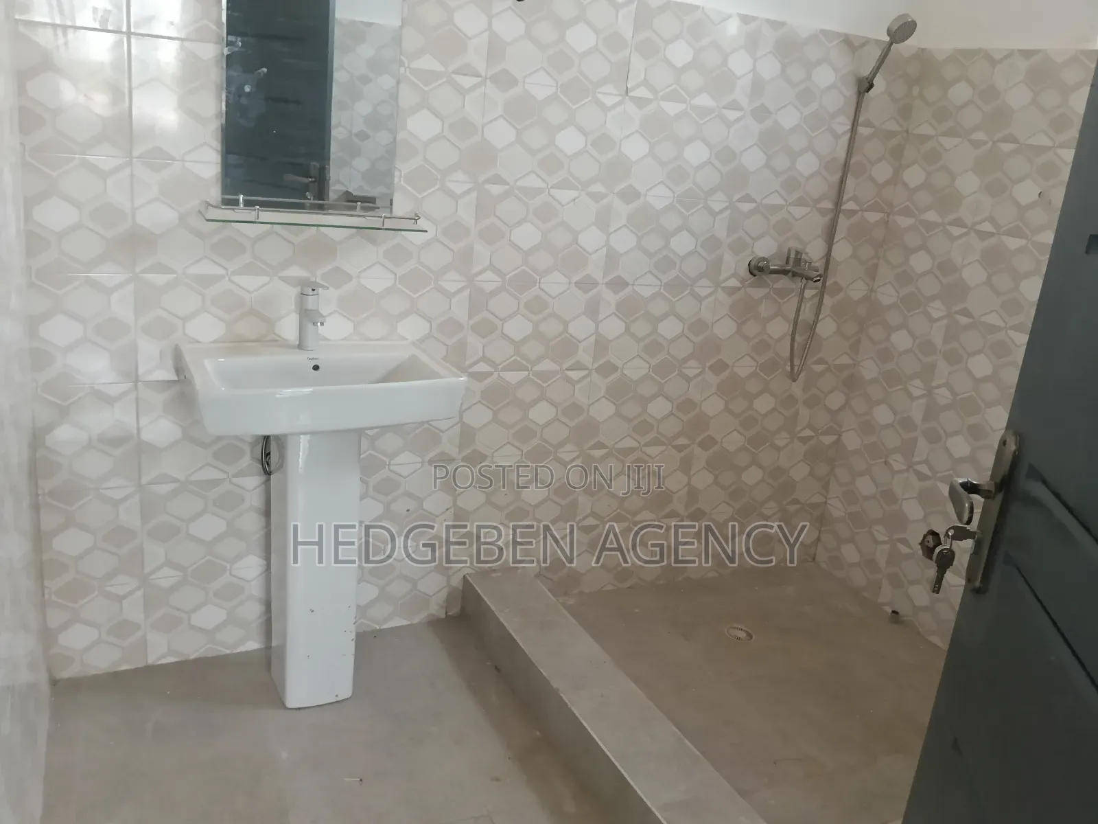 1bdrm Apartment in Oyarifa for rent