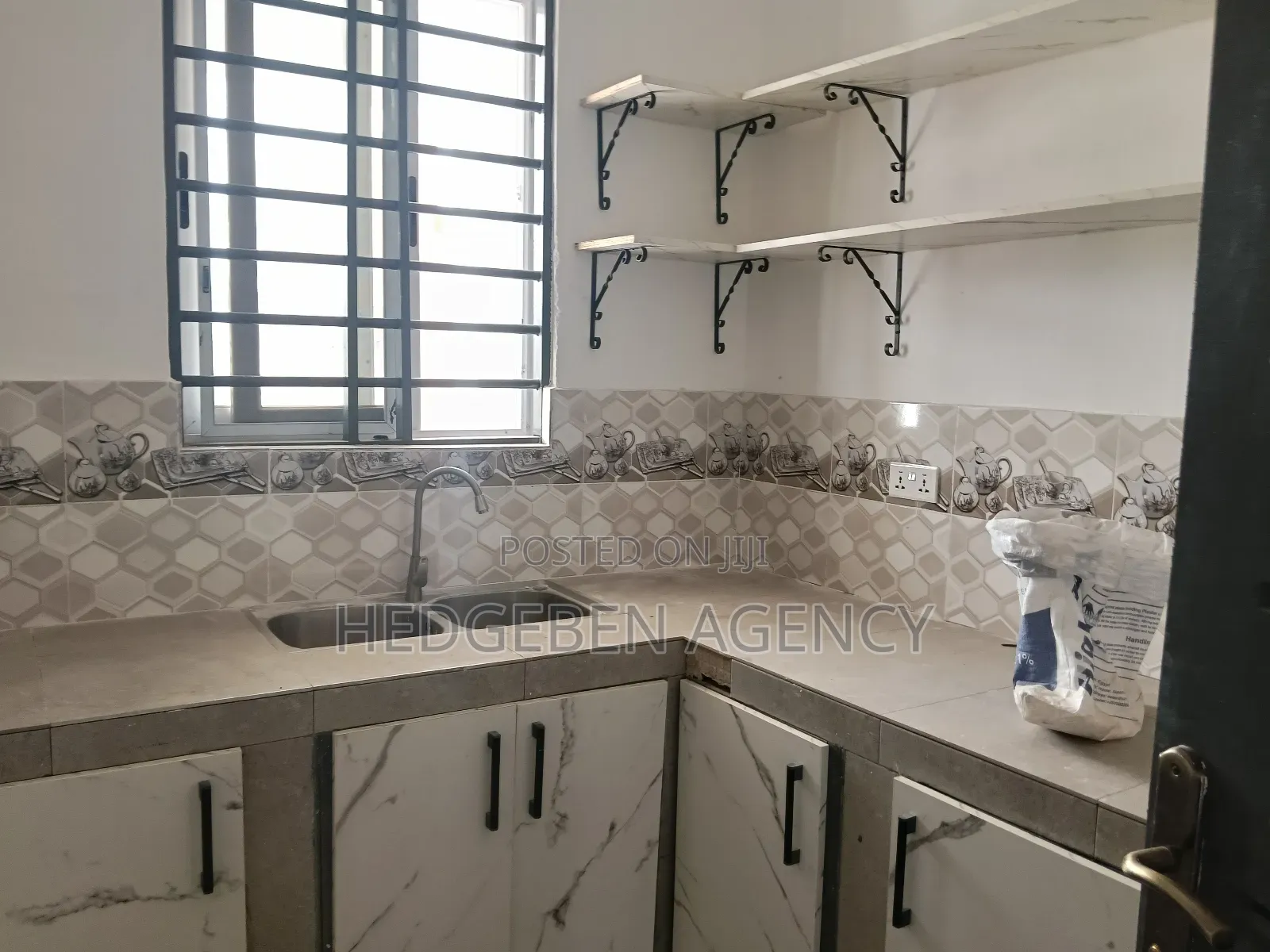 1bdrm Apartment in Oyarifa for rent