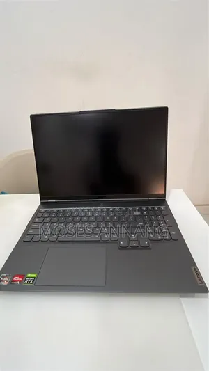 New Laptop Lenovo Legion 5 24GB AMD Ryzen 7 SSD 512GB
