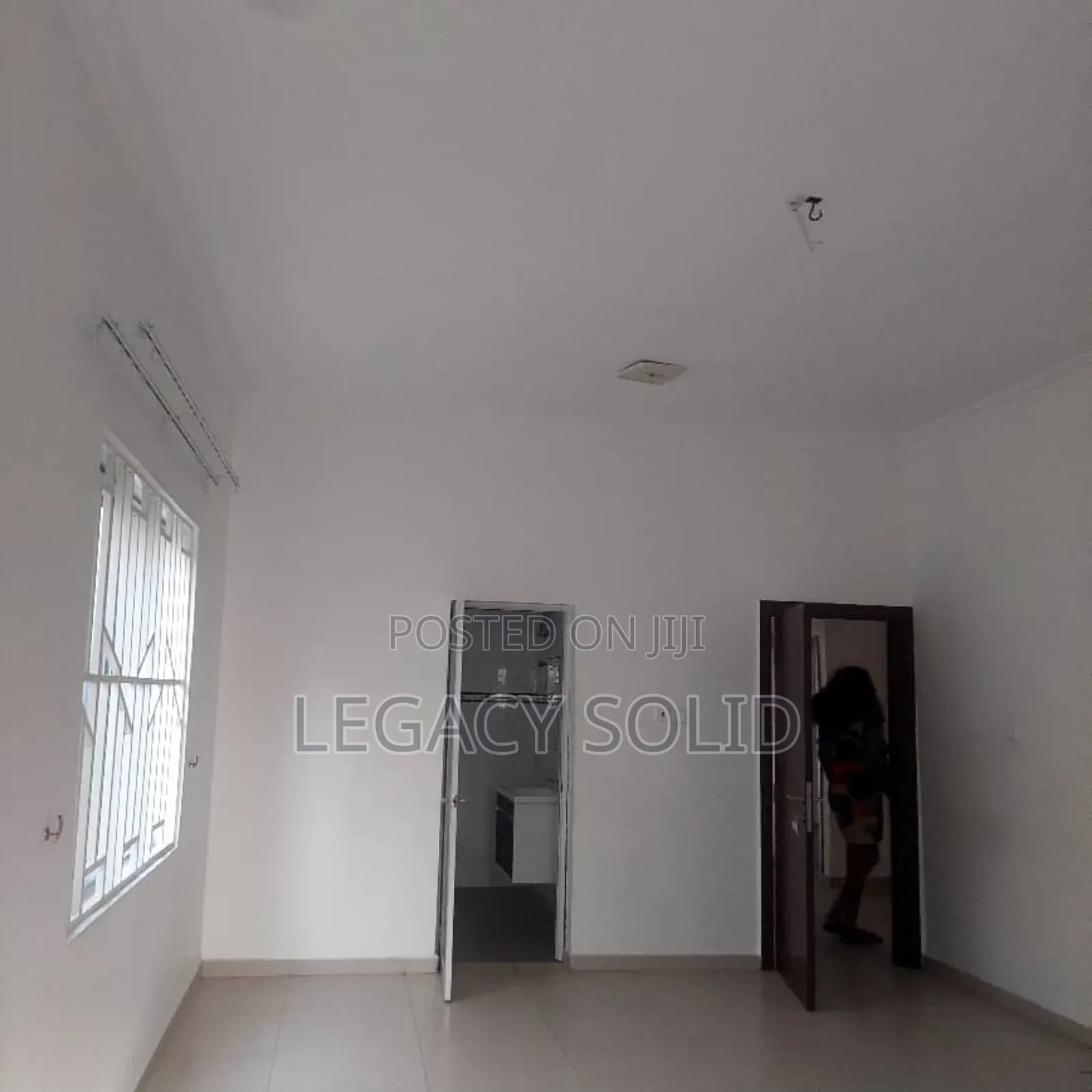 3bdrm House in Legacy Solid Real, Spintex for rent