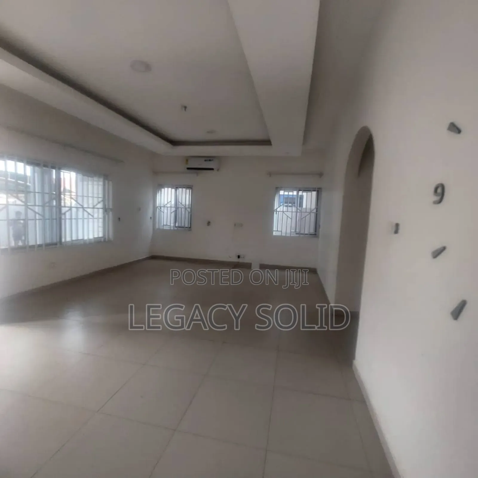 3bdrm House in Legacy Solid Real, Spintex for rent