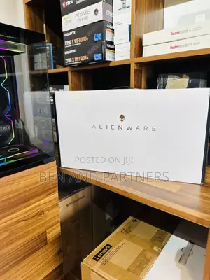 New Laptop Alienware M17x R2 16GB Intel Core Ultra 9 SSD 500GB