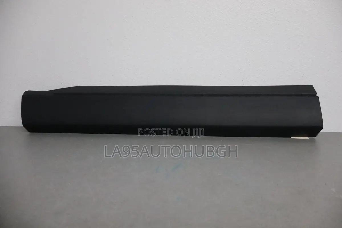 Honda Cr-v 2023,2024,2024 Rear/Back Door Trim Lower Moulding