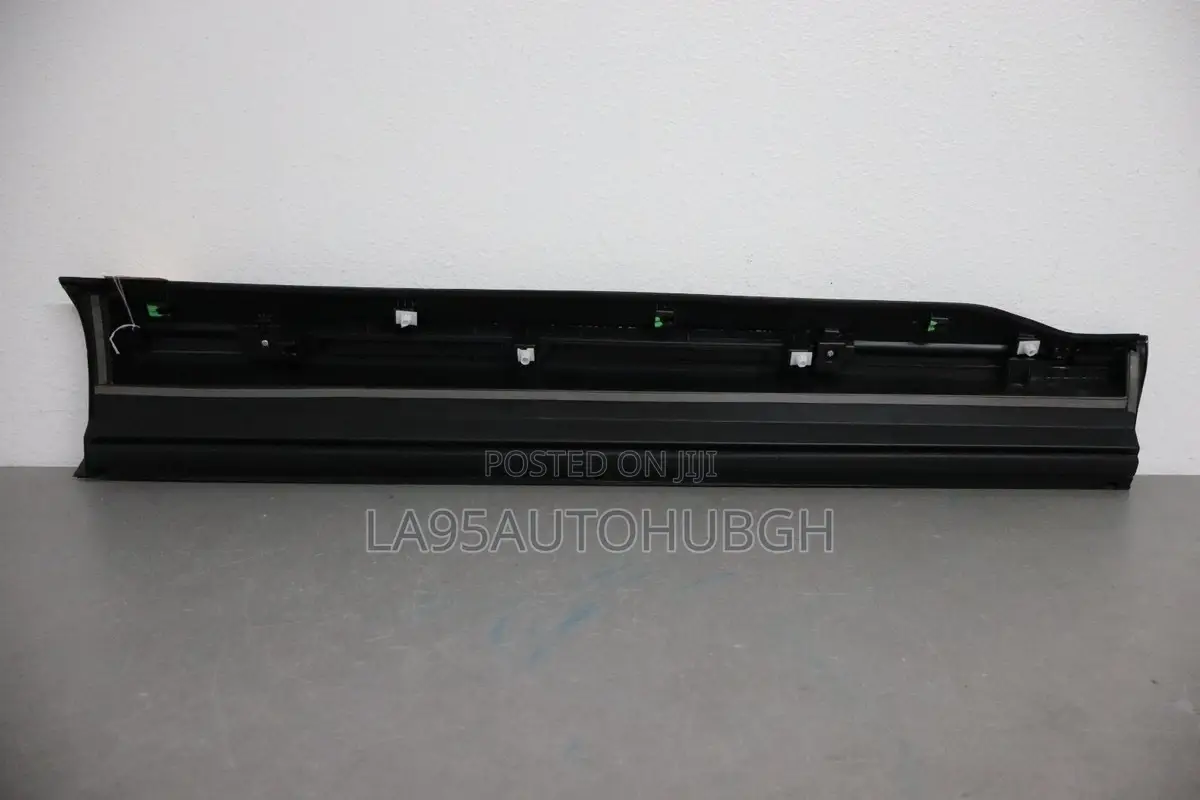 Honda Cr-v 2023,2024,2024 Rear/Back Door Trim Lower Moulding