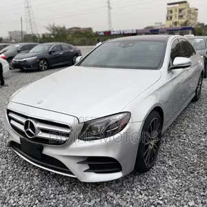 Mercedes-Benz E300 2018 Silver