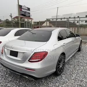 Mercedes-Benz E300 2018 Silver