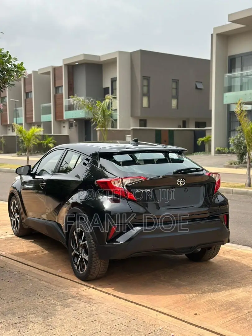Toyota C-HR XLE FWD 2019 Black