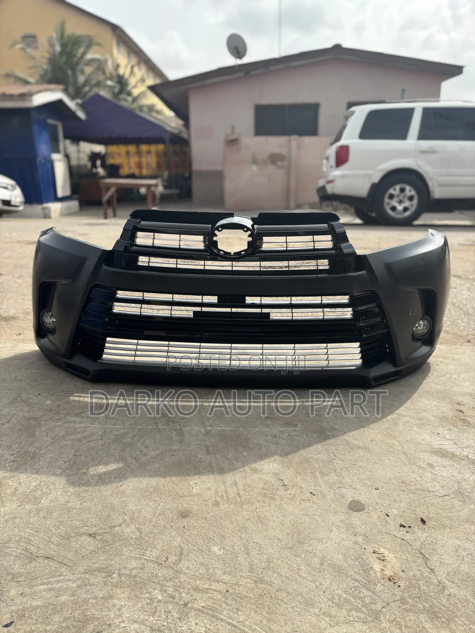 Toyota Highlander 2017-2018 Front Bumper Complete Available
