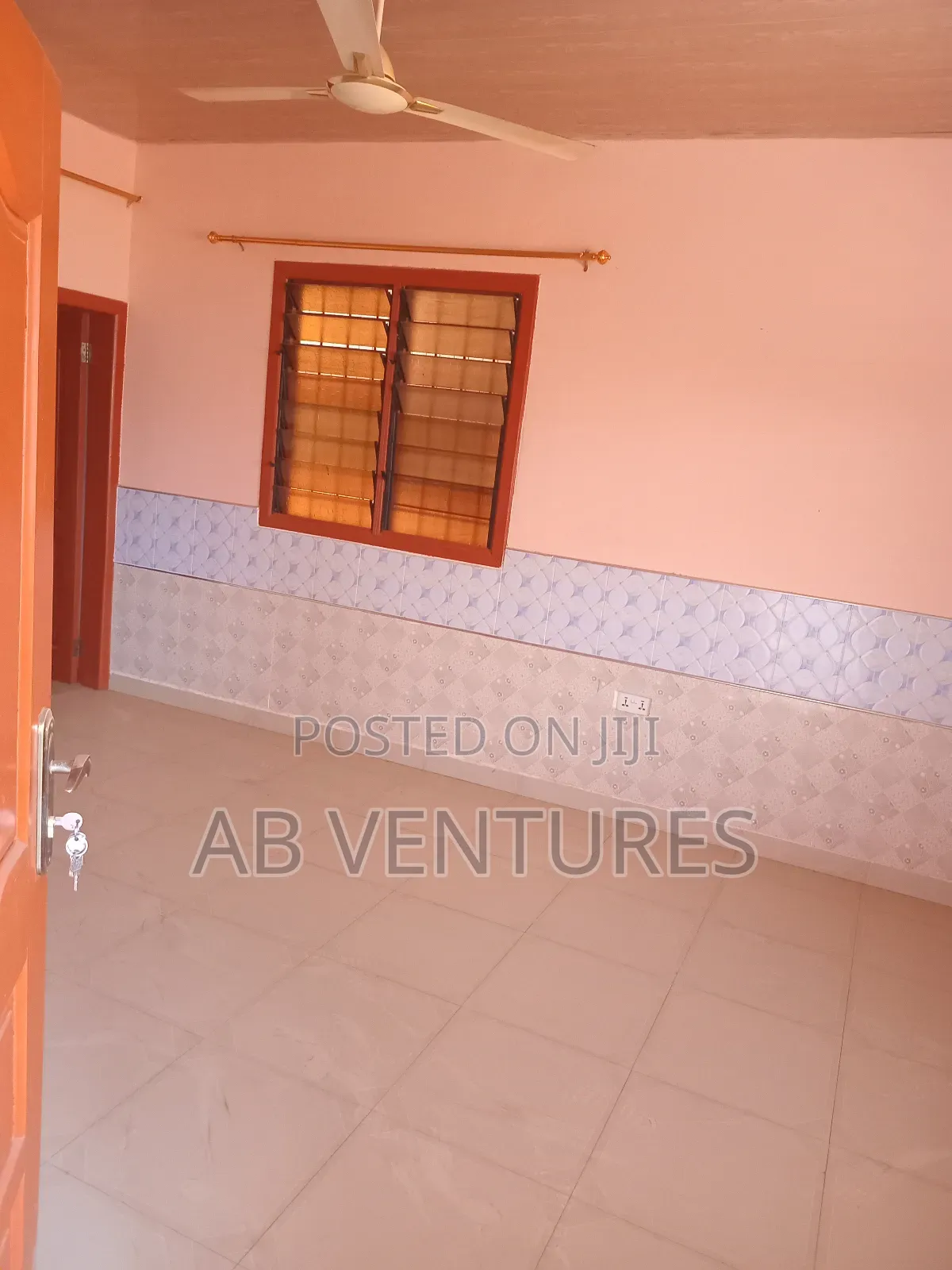 1bdrm Mansion in Salam Estate, Malejor for rent