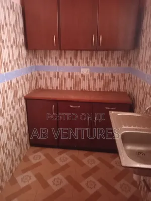 1bdrm Mansion in Salam Estate, Malejor for rent