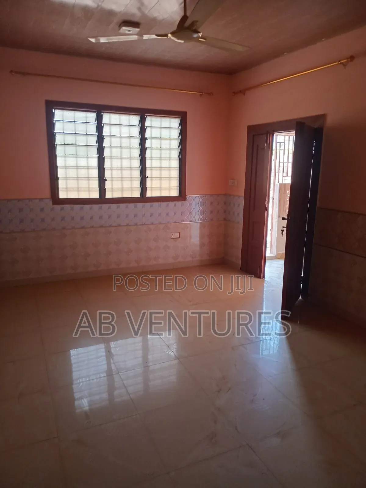 1bdrm Mansion in Salam Estate, Malejor for rent