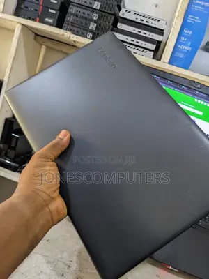 Laptop Lenovo IdeaPad 130 4GB AMD A8 SSD 128GB