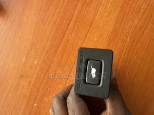 2019 - 2024 Acura Rdx And Rear Tailgate Opener Switch Assembly
