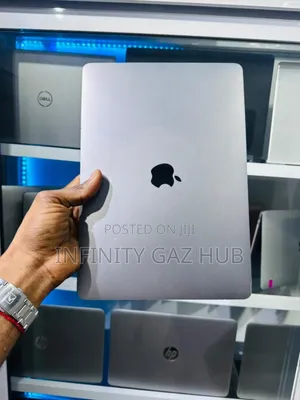 Laptop Apple MacBook Pro 2019 8GB Intel Core i5 SSHD (Hybrid) 256GB