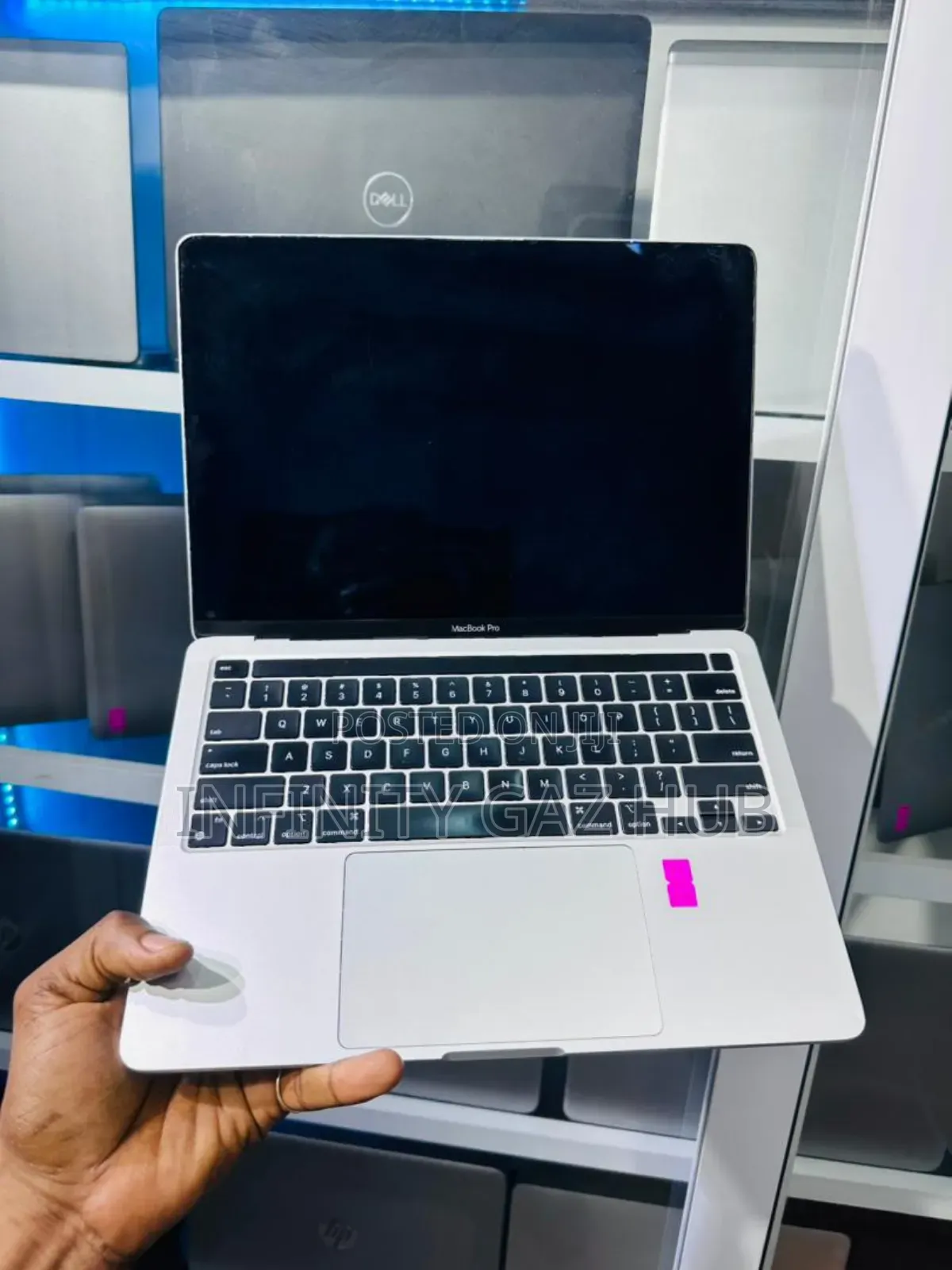 Laptop Apple MacBook Pro M1 8GB Apple M1 SSHD (Hybrid) 256GB