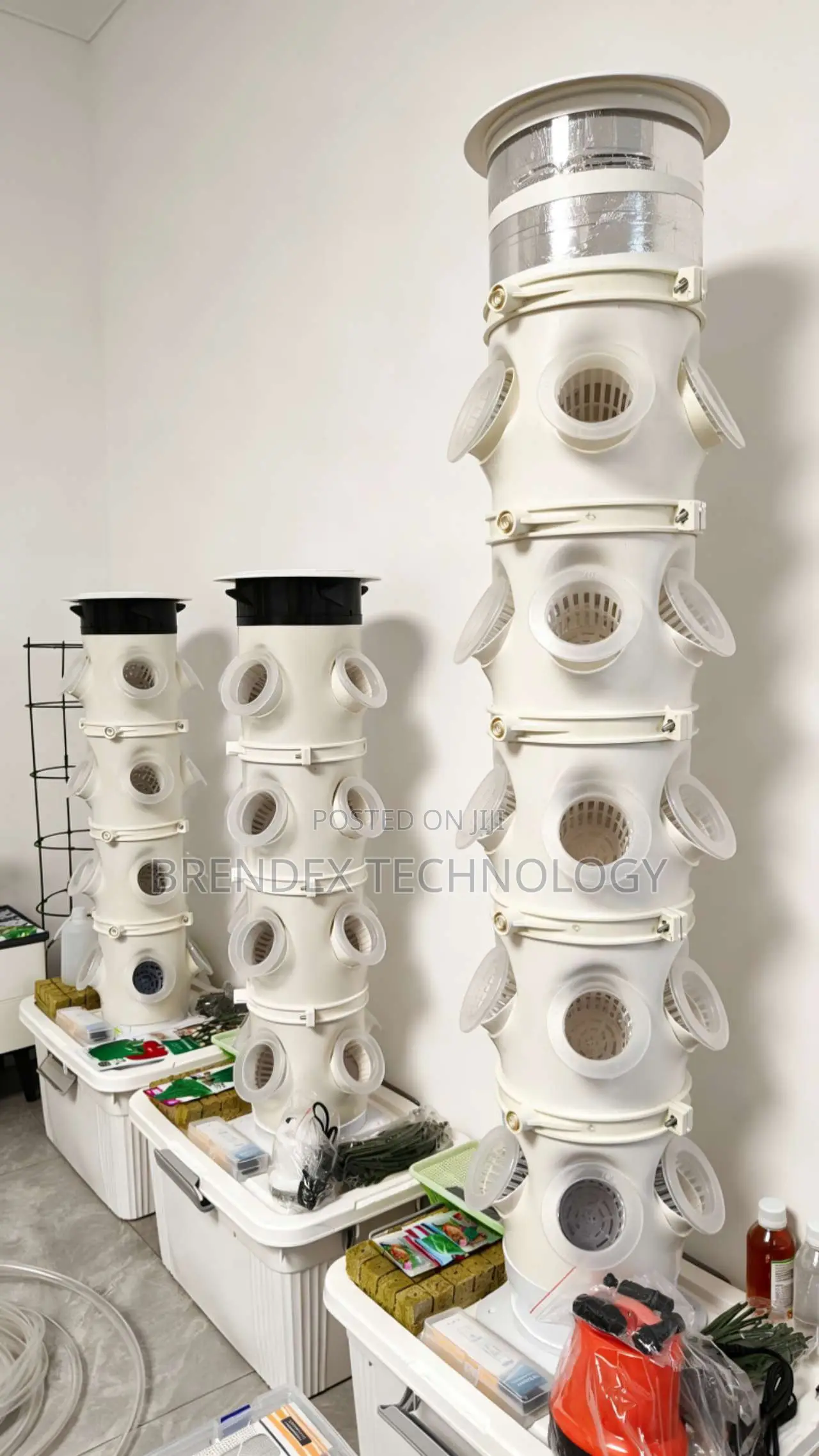 All-in-one Smart Hydroponic Towers For Vertical Farming