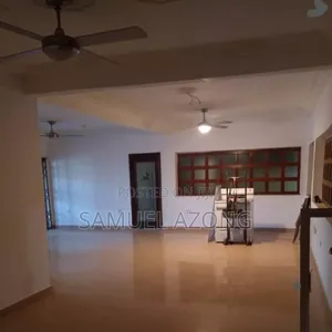 7bdrm House in Tema Community 22, Accra Metropolitan for sale