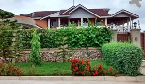 7bdrm House in Tema Community 22, Accra Metropolitan for sale